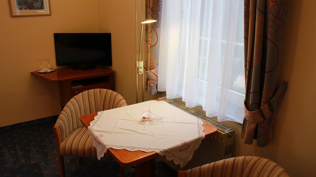 Hotel Josefa Σάλτσμπουργκ Εξωτερικό φωτογραφία